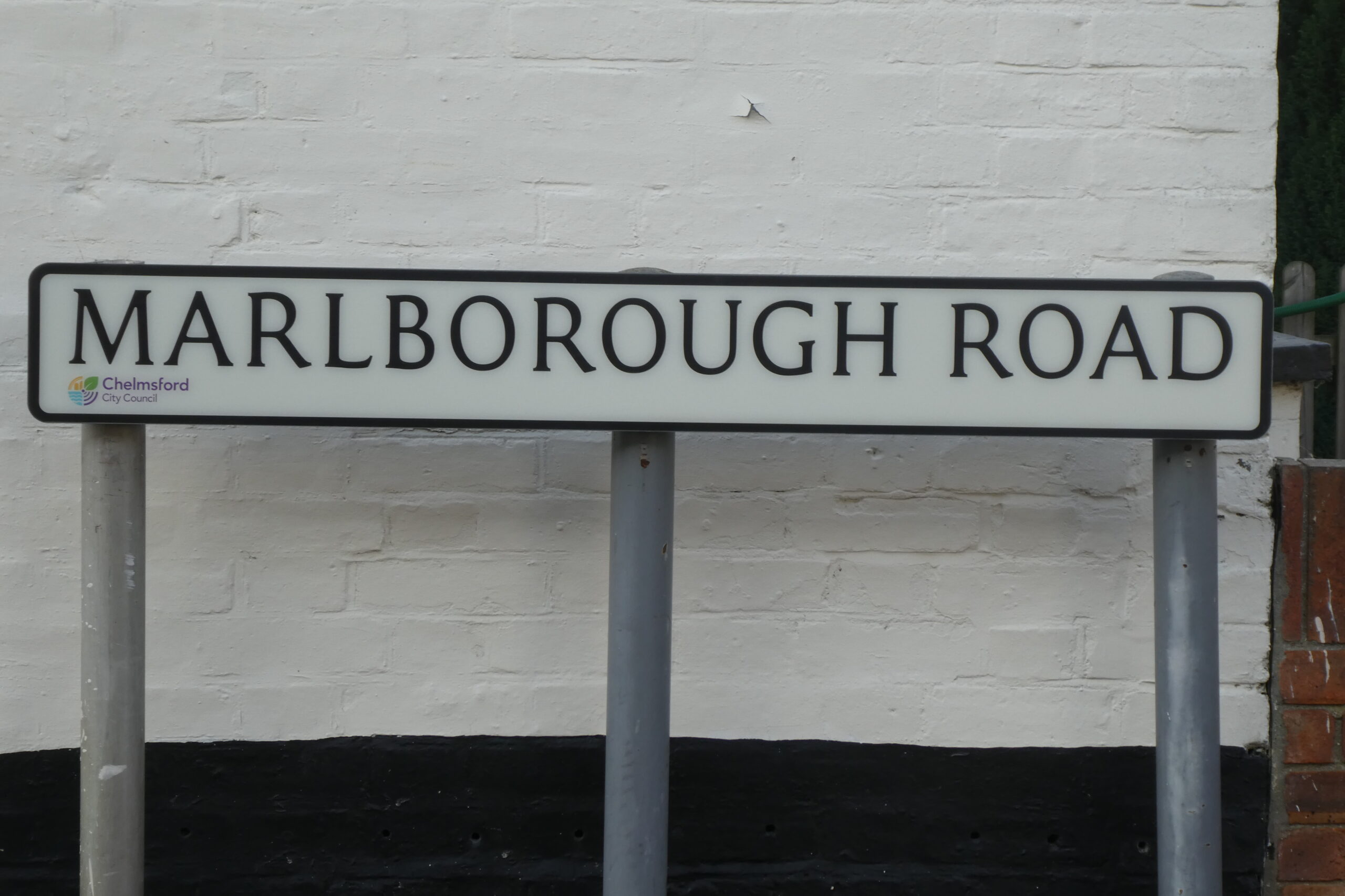Marlborough Road sign - City